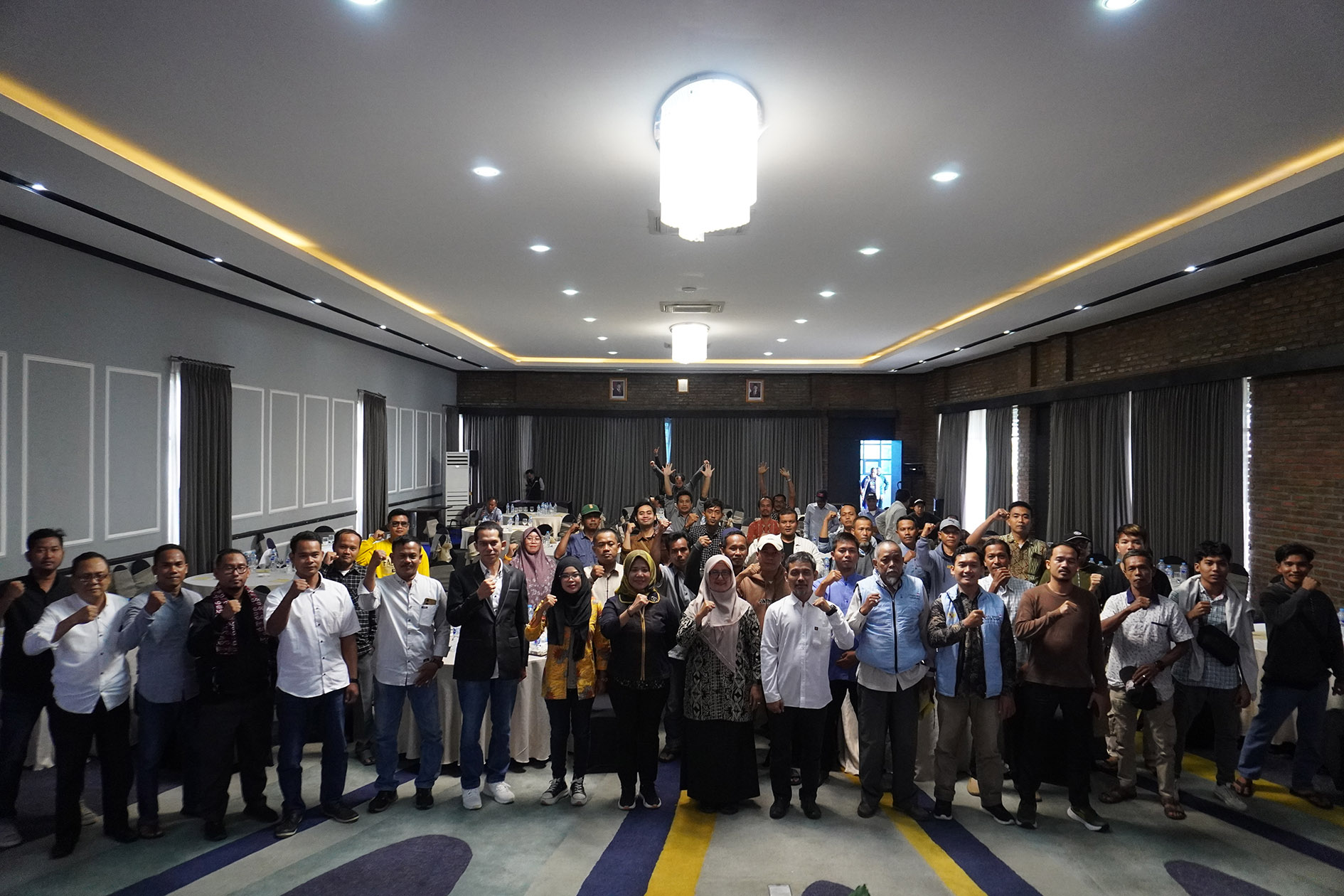 Foto Bersama Kegiatan Sosialisasi 16 April 2025