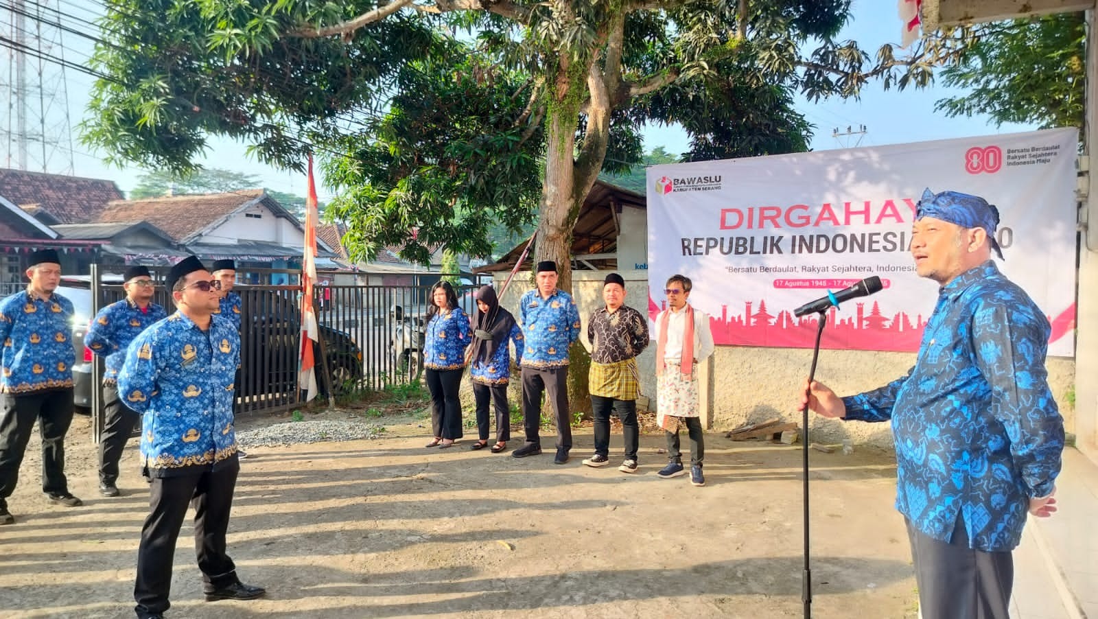 Zaenal Mutiin HUT RI 80