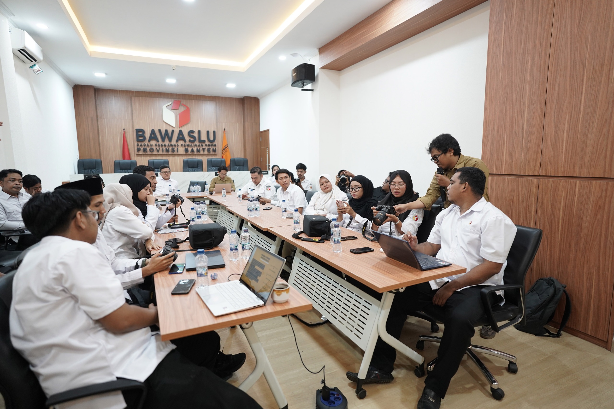 Pelatihan Fotografi dan Videografi