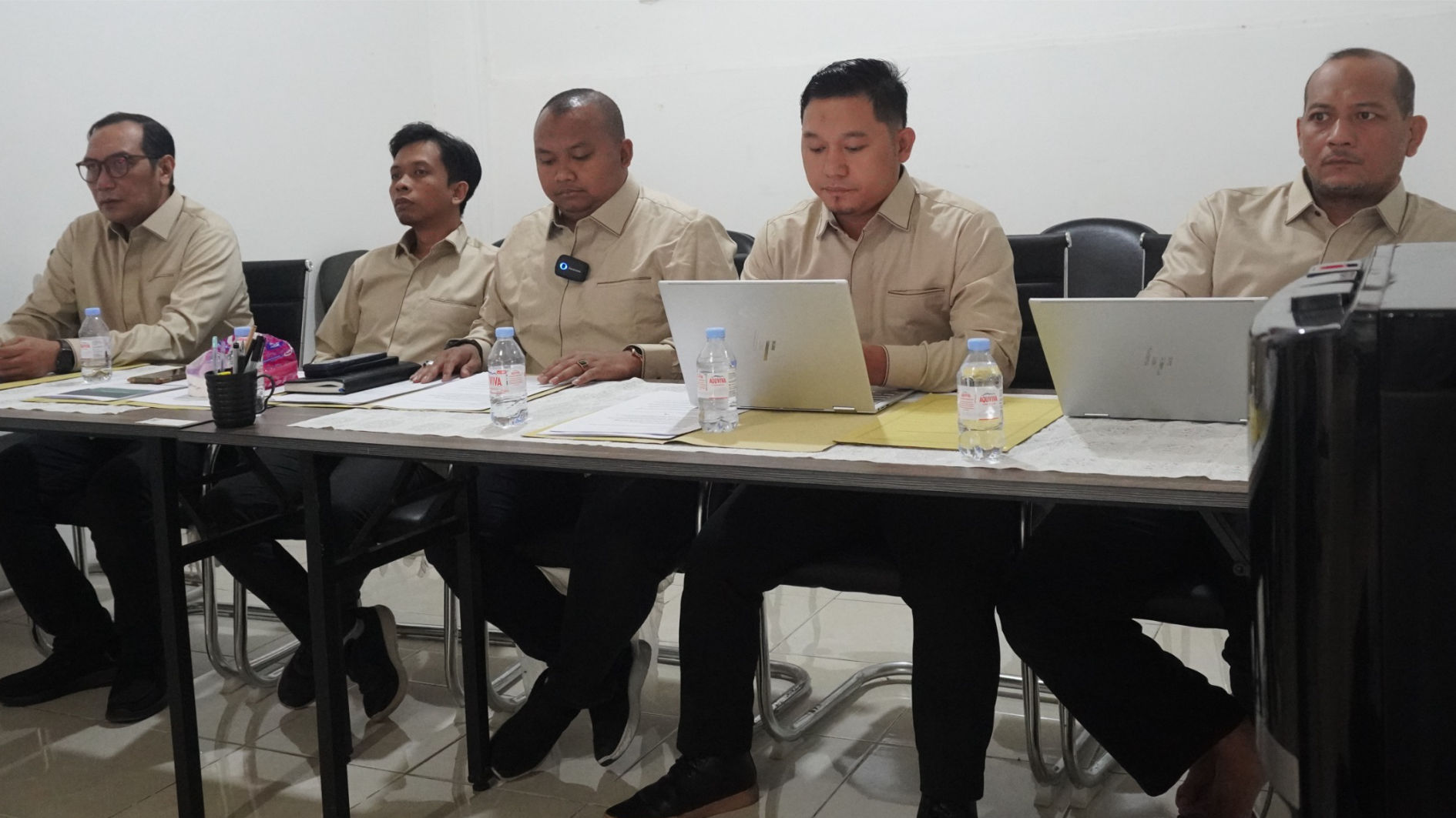 Presentasi Bawaslu Serang di hadapan Komisi Informasi Banten