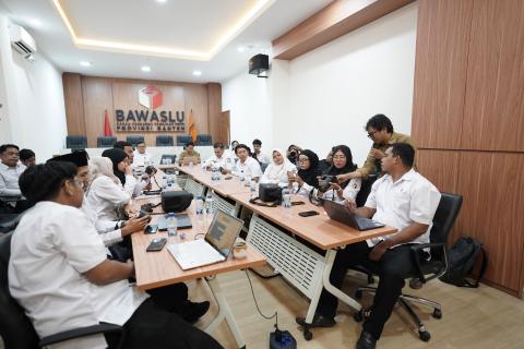 Pelatihan Fotografi dan Videografi